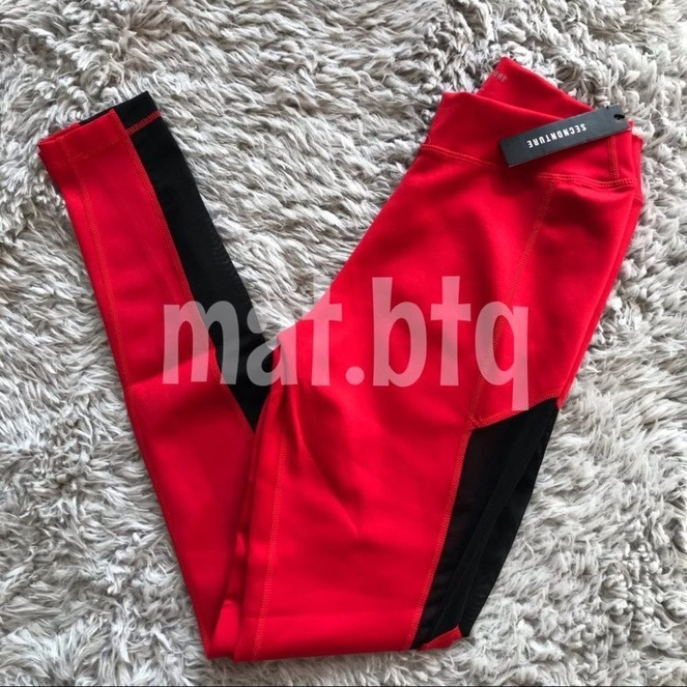 SECNDNTURE Cherry Mesh Side Panel Legging